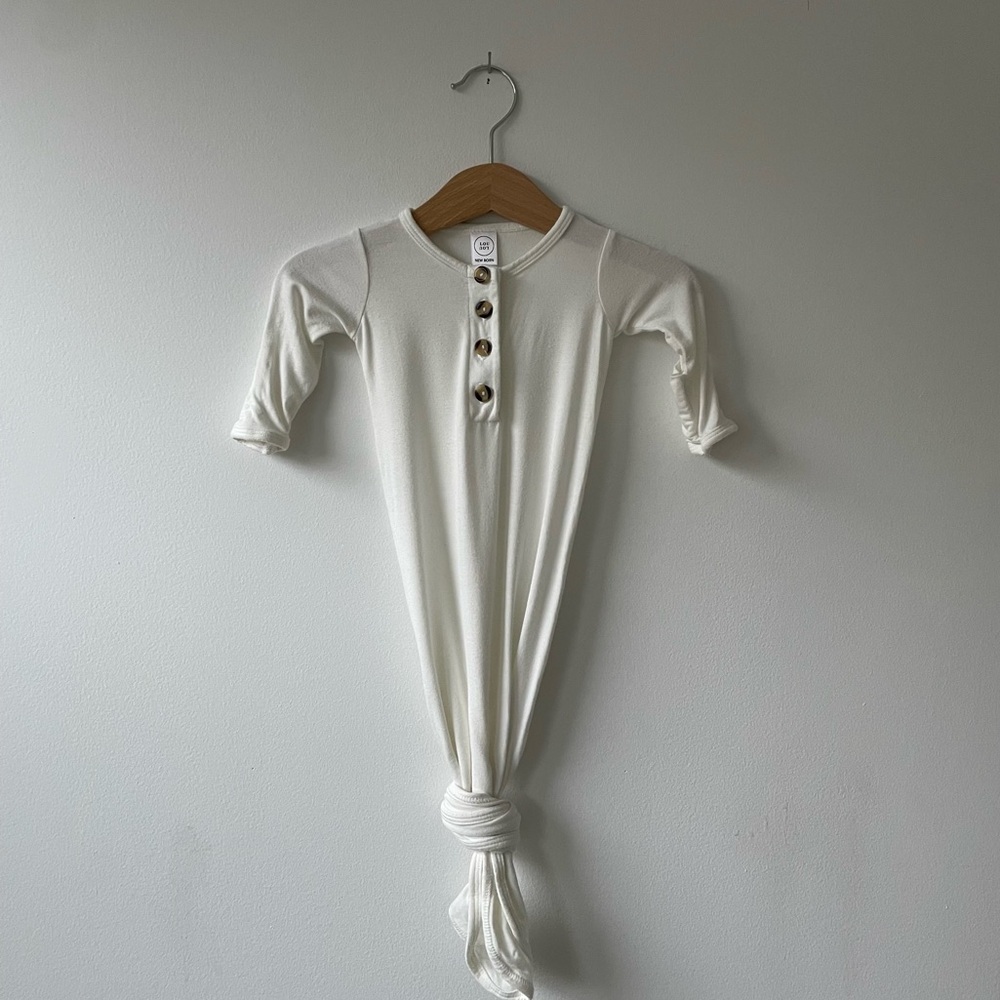 White Lou Lou Newborn knot gown